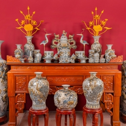 Bộ đồ thờ đầy đủ men Rạn cổ Gạo Nếp - Gốm sứ Hải Long Bát Tràng Bộ đồ thờ đầy đủ men Rạn cổ Gạo Nếp - Gốm sứ Hải Long Bát Tràng