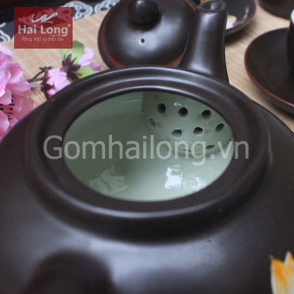 Bộ ấm chén đẹp dáng quả hồng vẽ sen vàng kèm phụ kiện (Men nâu)