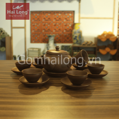 Bộ ấm chén nâu hồng sa quai ngang bầu