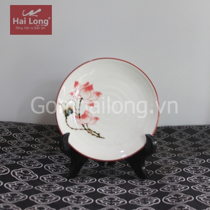 Đĩa sứ tròn vẽ tay Sen chỉ hồng phi 16cm (Kem)